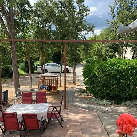 Maison d'hôtes Edit *