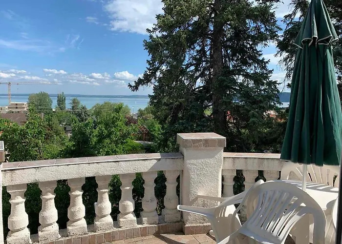 Maison d'hôtes Edit *